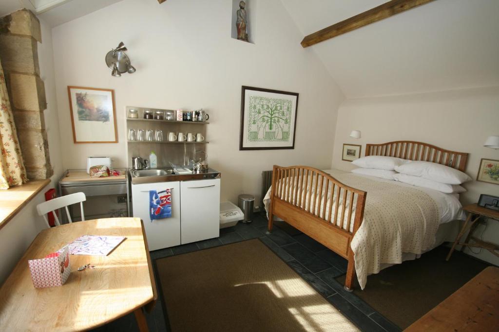 T'S At Lower Rudloe Farm Guest House Corsham Room photo